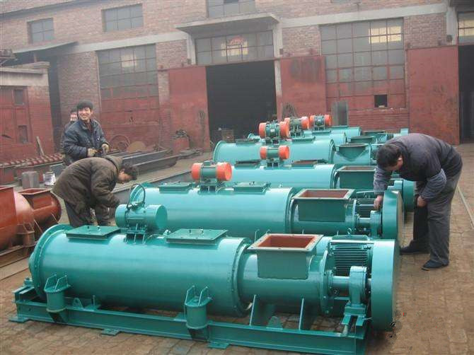 單軸粉塵加濕攪拌機(jī)