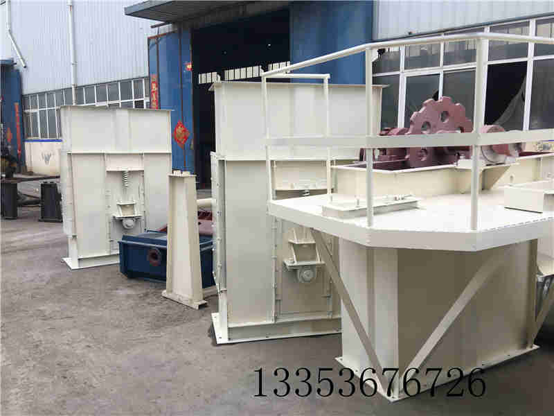 板鏈斗式提升機(jī) 板鏈斗式提升機(jī)