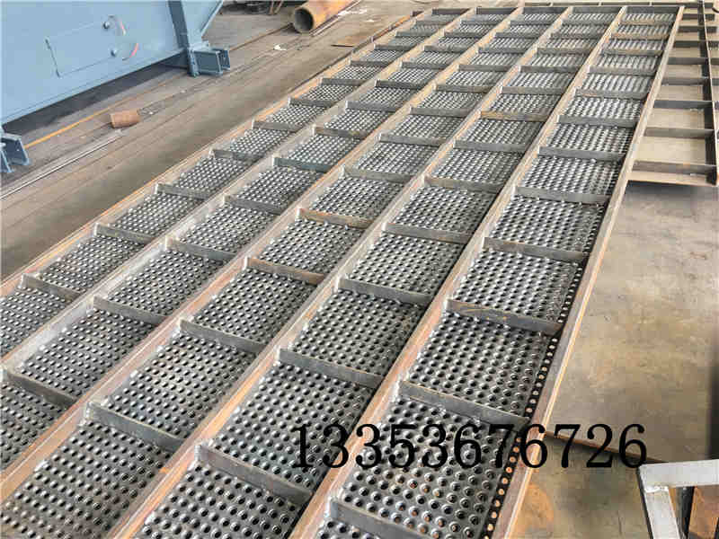 淀粉方形搖擺篩采用哪種清網(wǎng)方式可以實(shí)現(xiàn)不堵網(wǎng)？2