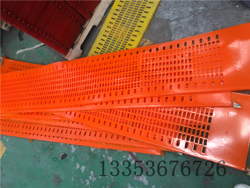 弛張篩篩選效率的高低與配套選用的篩網(wǎng)質(zhì)量有極大關(guān)系！