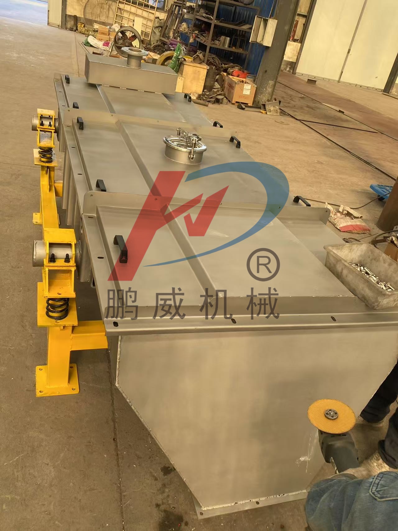 不銹鋼直線篩在醫(yī)藥行業(yè)的應用